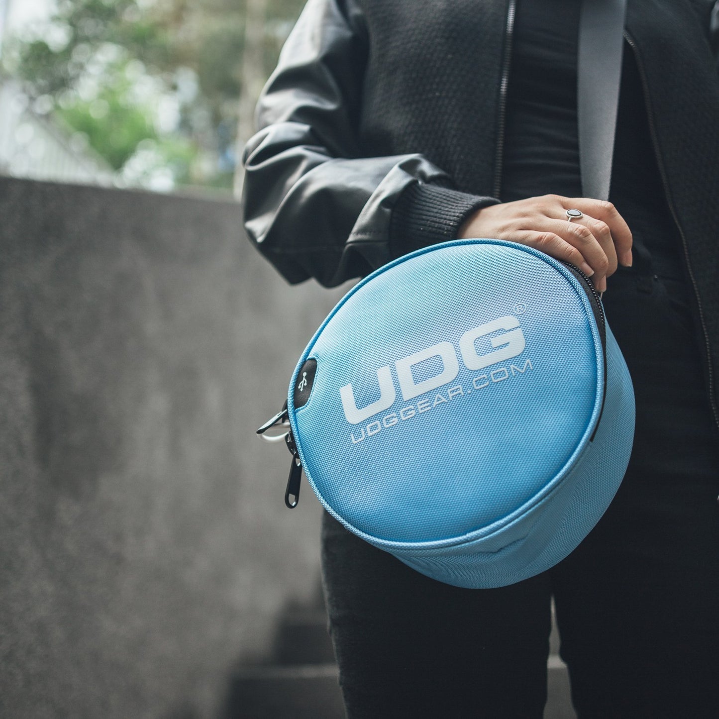 UDG Ultimate DIGI Headphone Bag